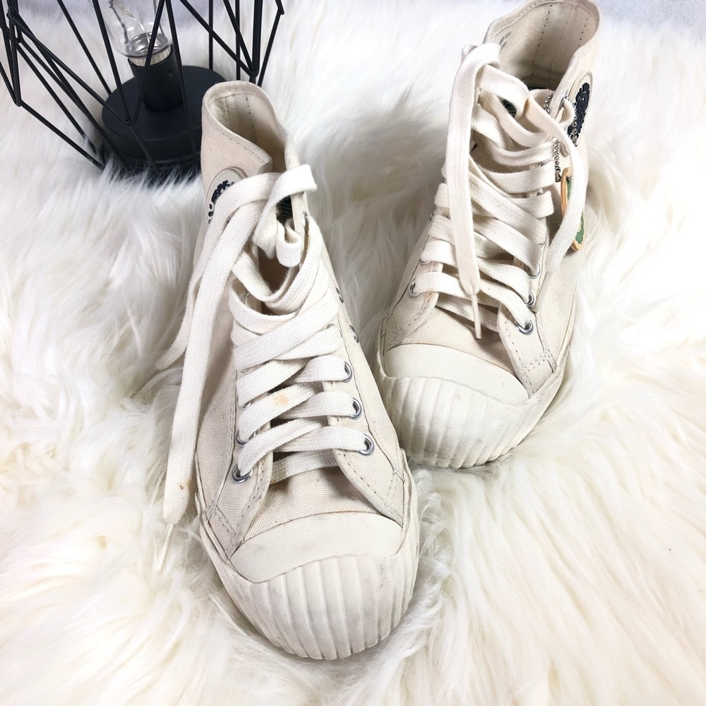 PF Flyers
